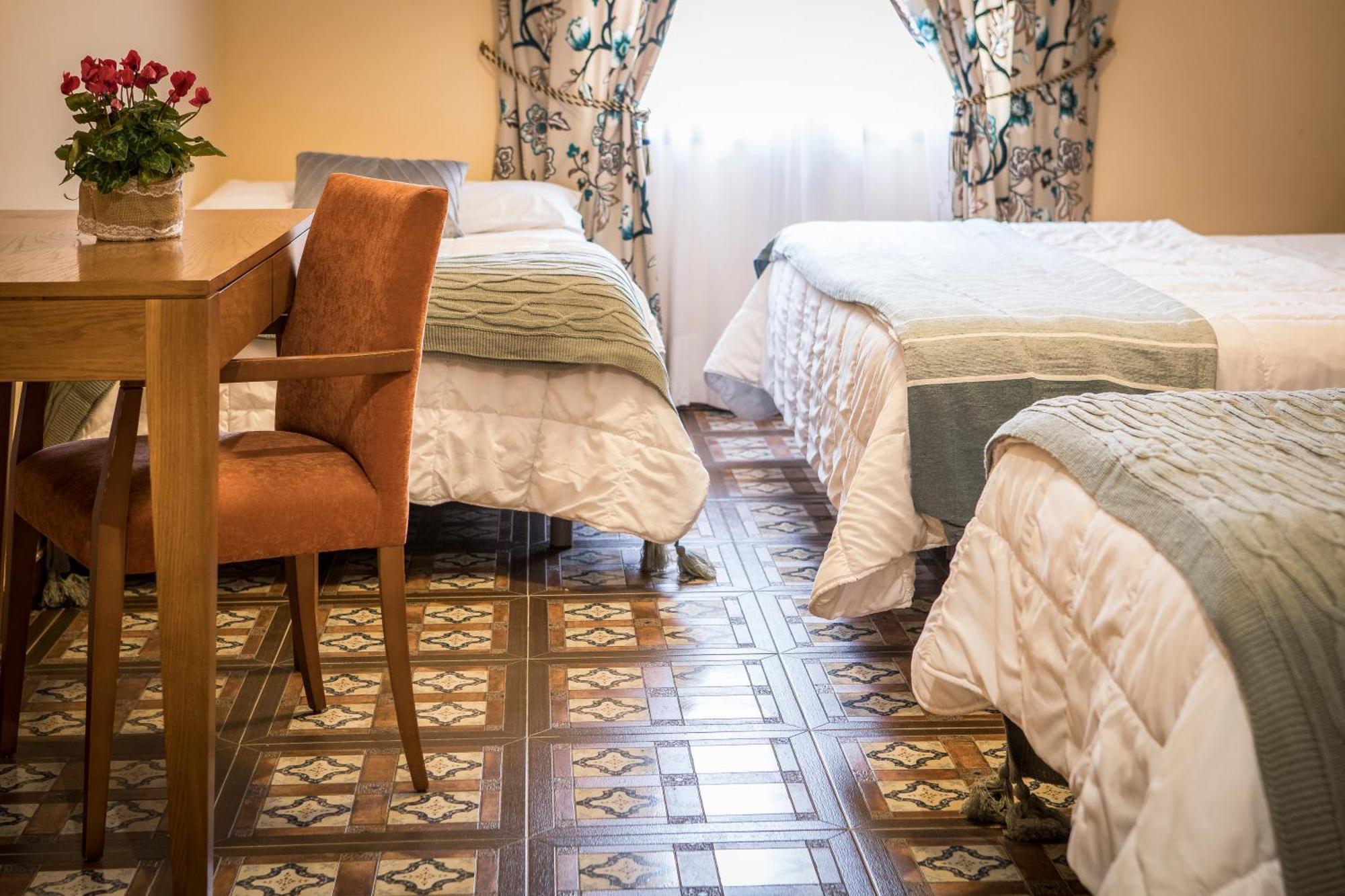 Hotel Casa Jose Diaz San Agustín de Guadalix Buitenkant foto
