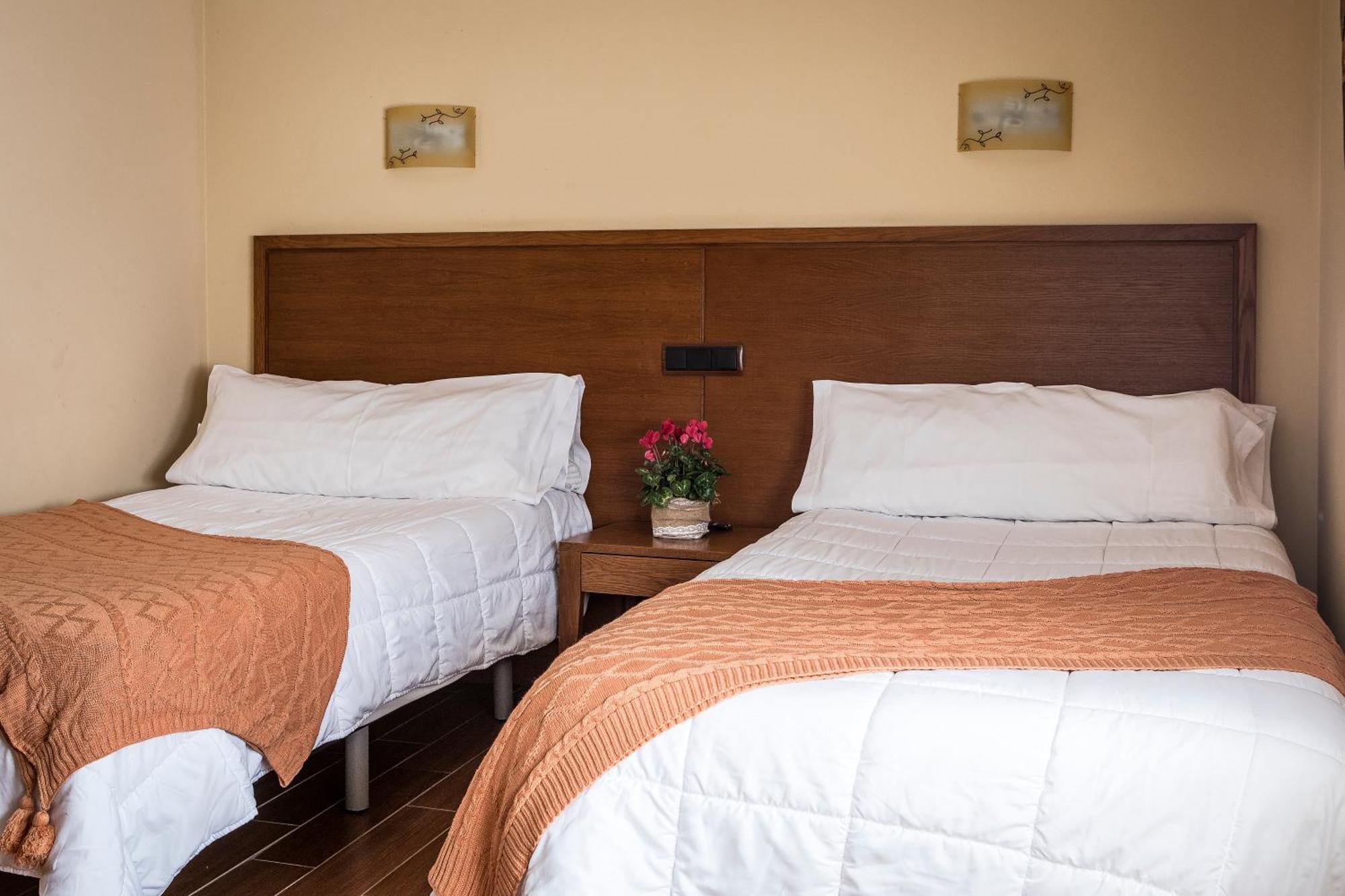 Hotel Casa Jose Diaz San Agustín de Guadalix Buitenkant foto
