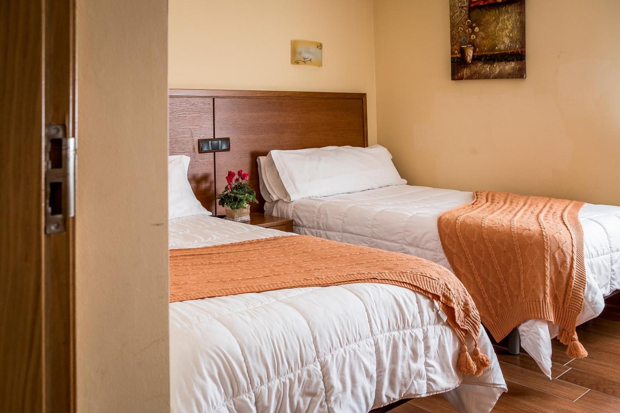 Hotel Casa Jose Diaz San Agustín de Guadalix Buitenkant foto
